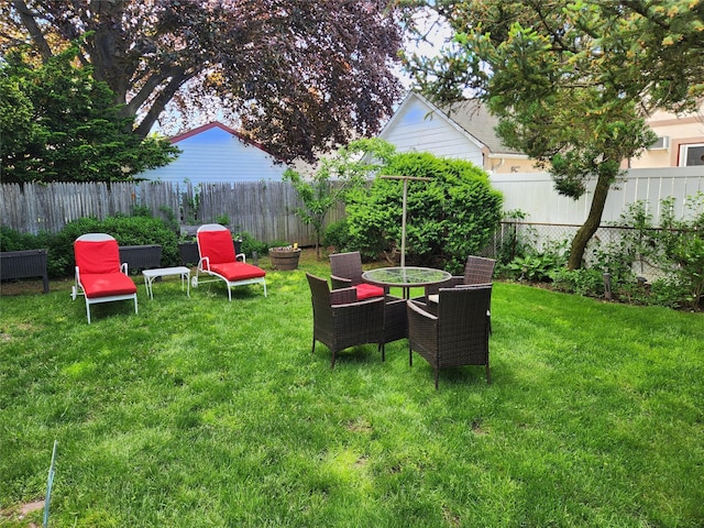 112 Rutland Rd, Hempstead, NY 11550 - view of yard