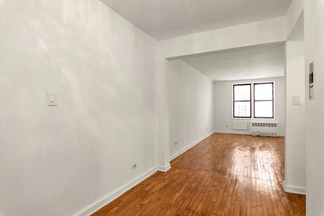 141-05 Pershing Cres Unit 117, Briarwood, NY 11435 - photo 3
