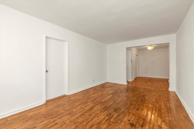 141-05 Pershing Cres Unit 117, Briarwood, NY 11435 - photo 5