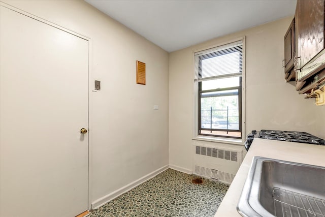 141-05 Pershing Cres Unit 117, Briarwood, NY 11435 - photo 8