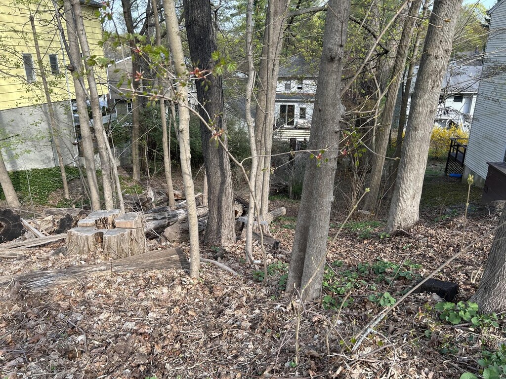 85 Sarles Ln, Pleasantville, NY 10570