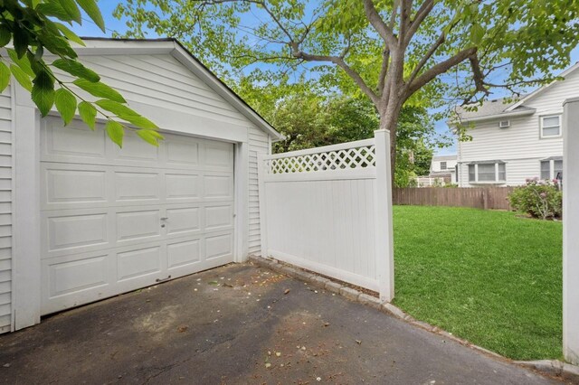 124 Roxbury Rd, Garden City, NY 11530 - photo 30