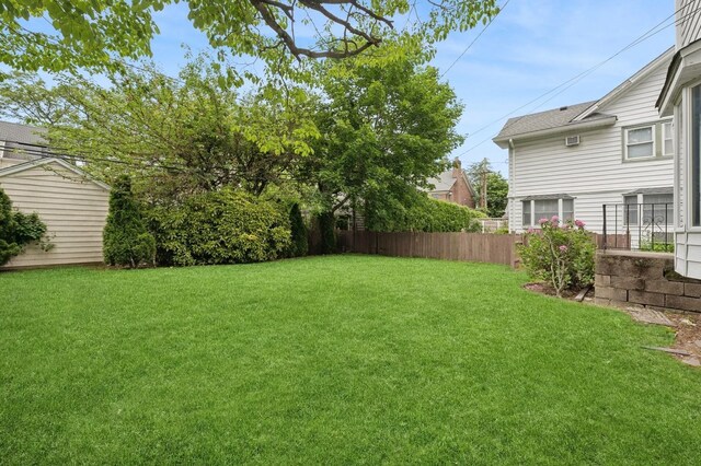 124 Roxbury Rd, Garden City, NY 11530 - photo 35