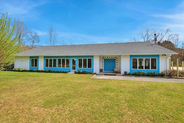 4 Glenna Dr, Carmel, NY 10512 - single story home featuring a shingled roof, a front yard, and stucco siding