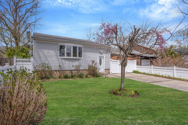 7 Healy St, Huntington, NY 11743 - photo 3