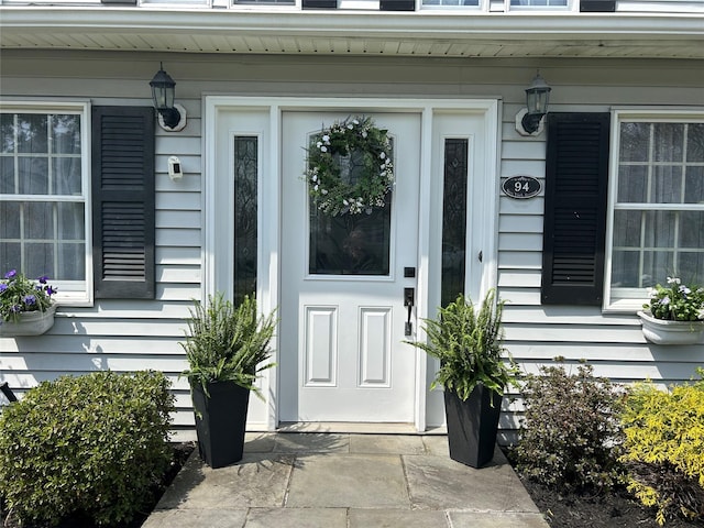 view of exterior entry