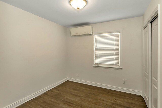 95-19 160th Ave, Howard Beach, NY 11414 - photo 12