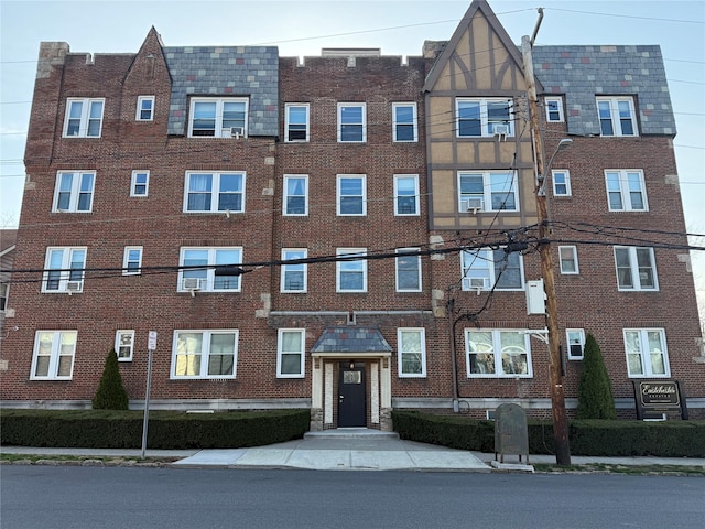 2 Lockwood Ave Unit 2B, Bronxville, NY 10708 - view of apartment building / complex