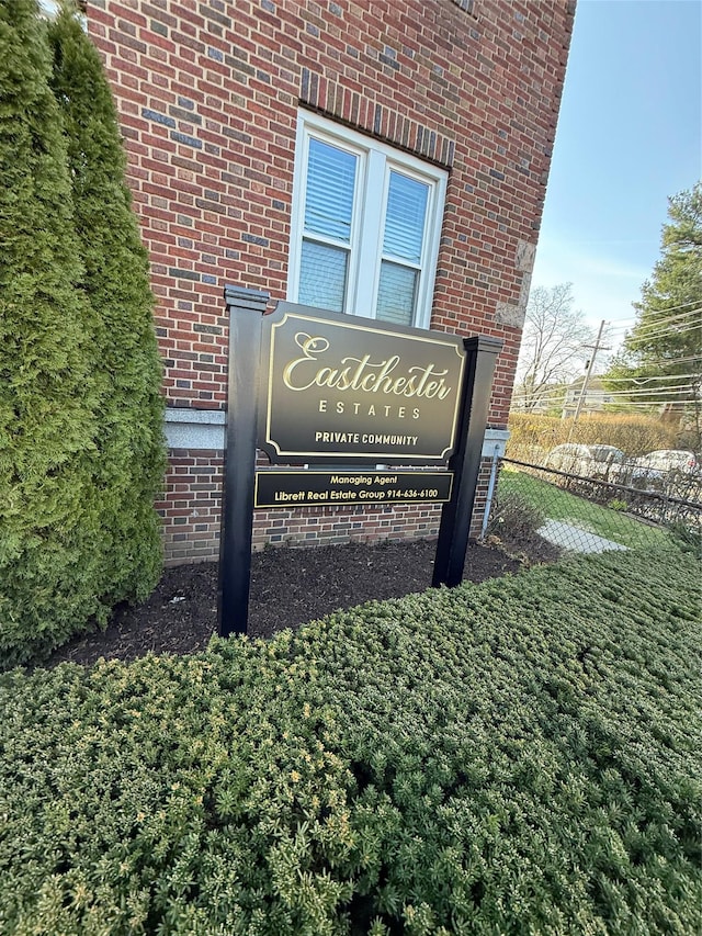 2 Lockwood Ave Unit 2B, Bronxville, NY 10708 - view of community sign