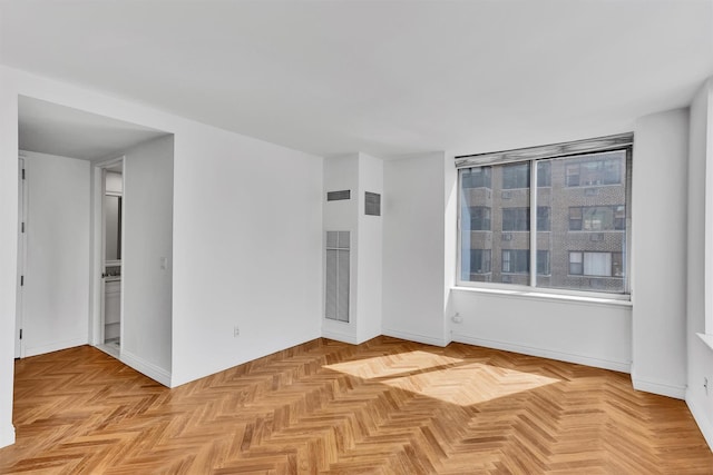 90 E End Ave Unit 10B, New York Manhattan, NY 10028 - unfurnished room with baseboards