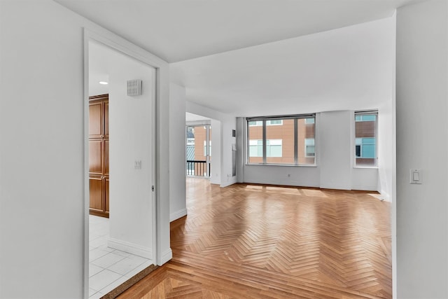 90 E End Ave Unit 10B, New York Manhattan, NY 10028 - unfurnished room with baseboards