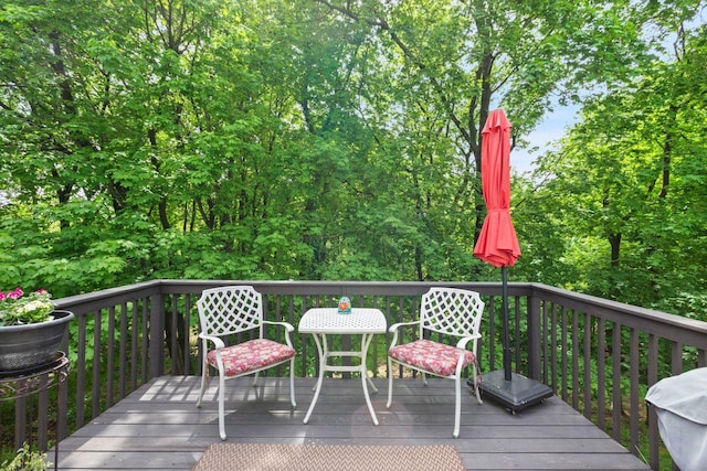 view of wooden deck
