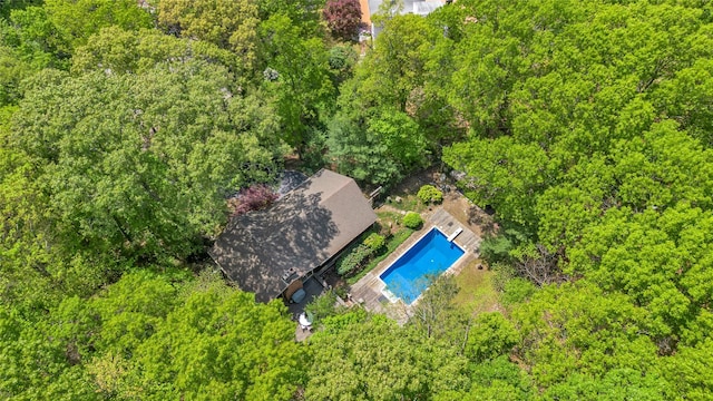 9 Salonga Woods Rd, Northport, NY 11768 - drone / aerial view of a pool