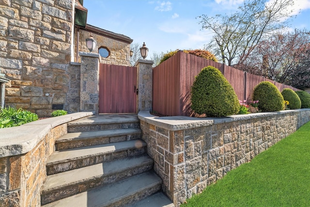 182 Kneeland Ave, Yonkers, NY 10705 - photo 6