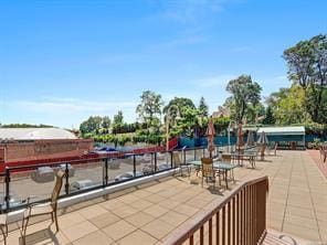 54-44 Little Neck Pkwy Unit 6L, Little Neck, NY 11362 - view of patio