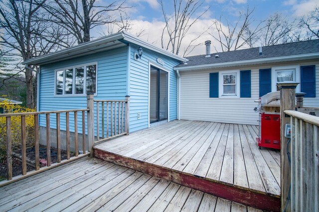 view of wooden deck