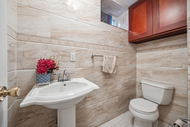154-60 Riverside Dr, Whitestone, NY 11357 - bathroom featuring tile walls and toilet