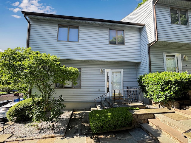 81 Pemberwick Rd Unit A, Greenwich, CT 06831 - view of front facade