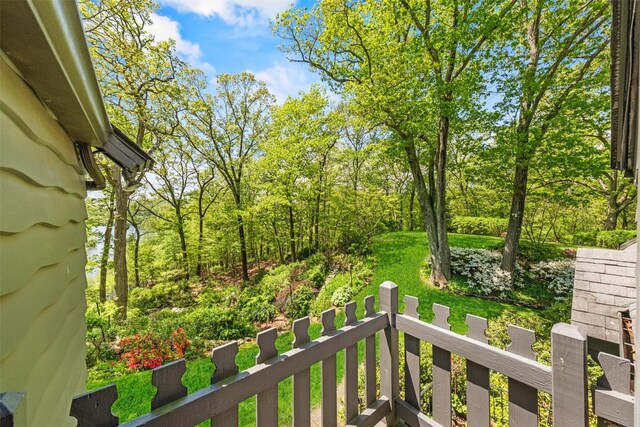 1391 Hunterbrook Rd, Yorktown Heights, NY 10598 - view of balcony