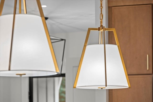 9 Ogrady Ct, Orangeburg, NY 10962 - detailed view of recessed lighting