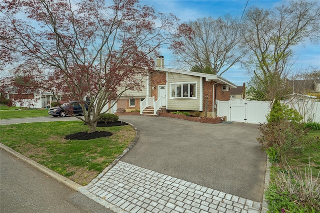 203 W 18th St, Deer Park, NY 11729 - photo 3