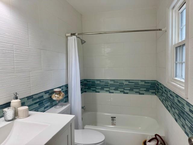36 Pinewood Dr, Commack, NY 11725 - photo 34