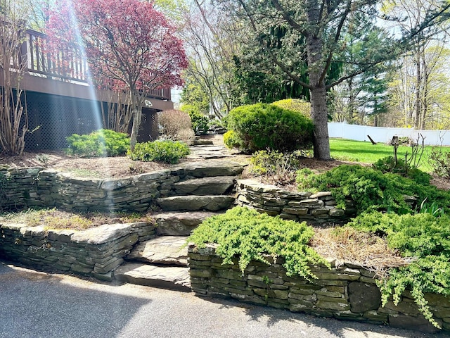 21 Rhinecliff Rd, Brewster, NY 10509 - view of yard with fence