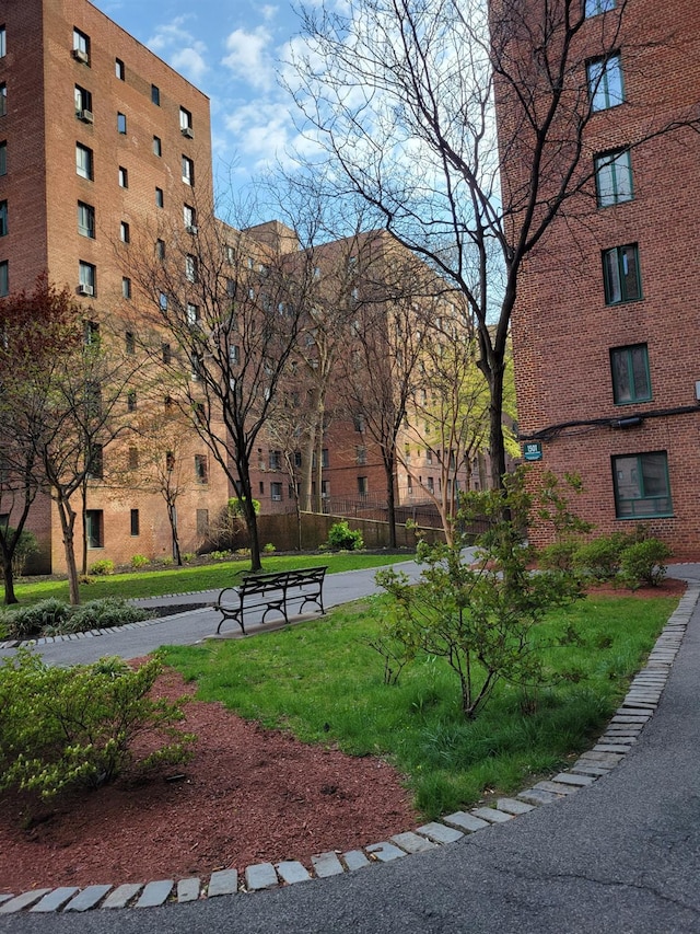 1503 Metropolitan Ave Unit 2F, Bronx, NY 10462 - view of community