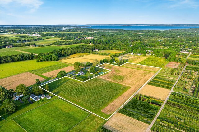 1555 Cox Ln, Cutchogue, NY 11935