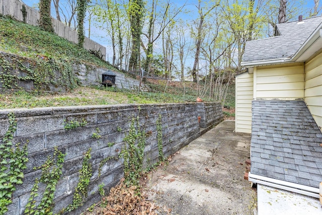 exterior space featuring a fenced backyard