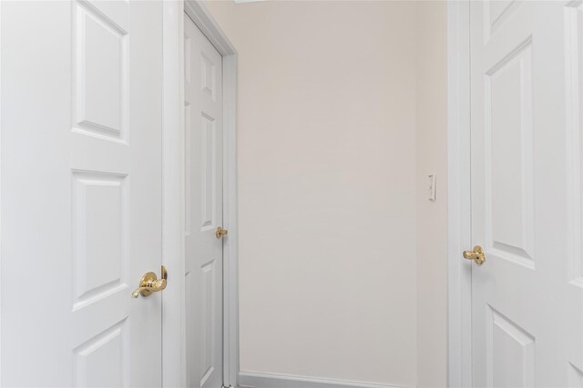 3333 Henry Hudson Pkwy Unit 7C, Bronx, NY 10463 - view of hallway