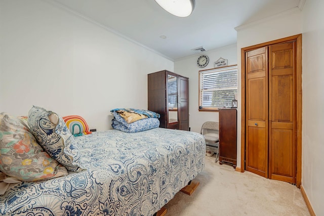 bedroom featuring crown molding, visible vents, light colored carpet, and baseboards