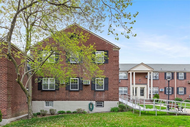 213-15 73rd Ave Lower, Lower, Oakland Gardens, NY 11364 - exterior space