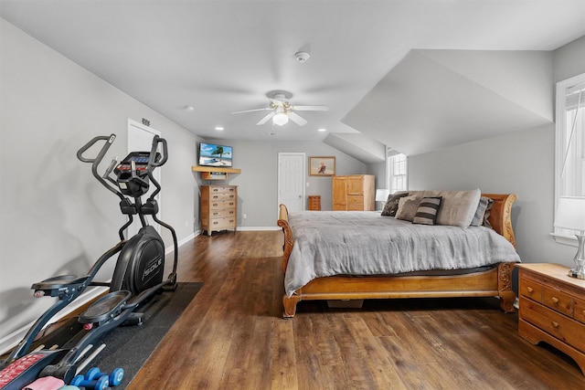 bedroom with dark wood-type flooring, ceiling fan, recessed lighting, and baseboards