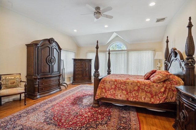 44 Netz Pl, Albertson, NY 11507 - bedroom featuring light wood-style flooring, visible vents, recessed lighting, vaulted ceiling, and a ceiling fan