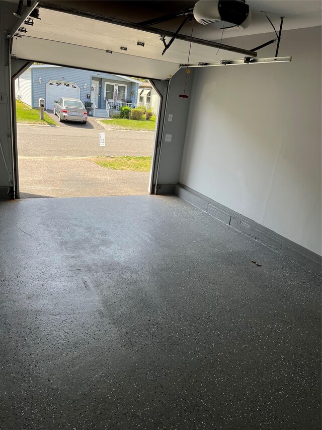 132 Village Cir W, Manorville, NY 11949 - photo 17