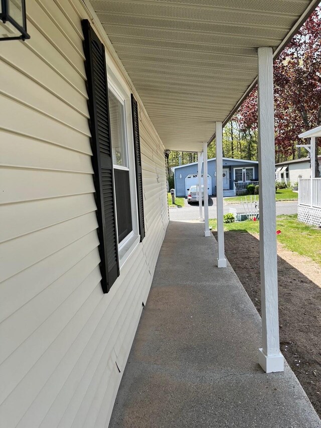 132 Village Cir W, Manorville, NY 11949 - photo 3