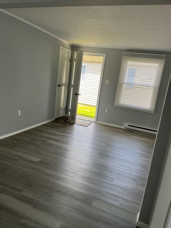 132 Village Cir W, Manorville, NY 11949 - photo 4