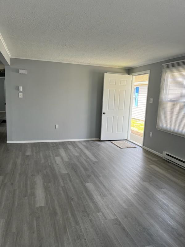 132 Village Cir W, Manorville, NY 11949 - photo 5