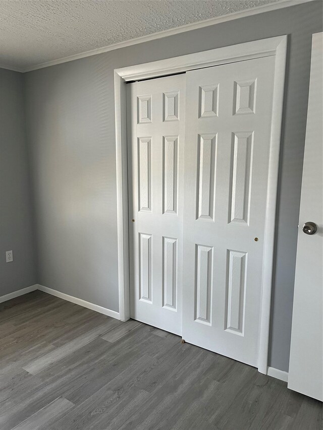 132 Village Cir W, Manorville, NY 11949 - photo 13