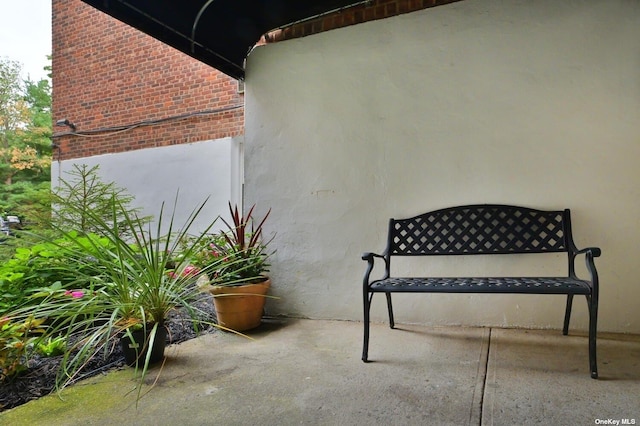 36 Barstow Unit 2-B, Great Neck, NY 11021 - view of patio / terrace
