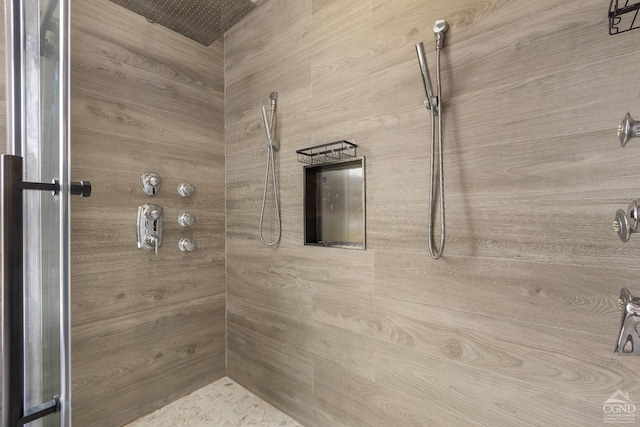 67 Latham Cir, Saugerties, NY 12477 - bathroom featuring tiled shower