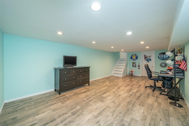 office featuring light wood-style flooring, recessed lighting, and baseboards
