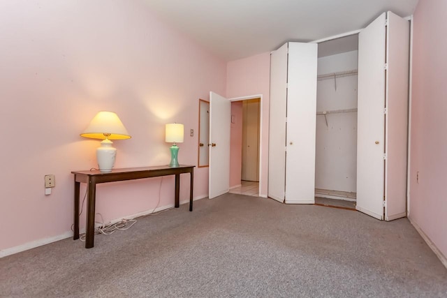 bedroom featuring carpet floors