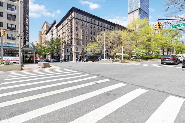 243 W 98th St Unit 2C, New York Manhattan, NY 10025 - view of property