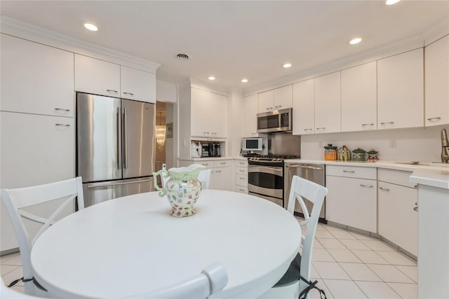 28 Verona Ct, New City, NY 10956 - kitchen featuring recessed lighting, a sink, and stainless steel appliances