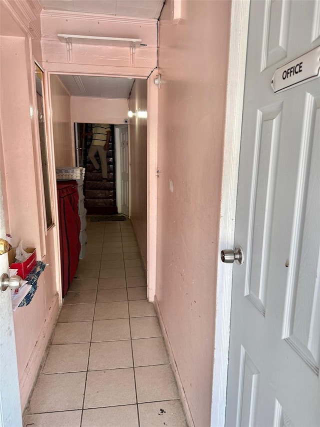 101-14 118th St, Richmond Hill S, NY 11419 - hall with light tile patterned floors