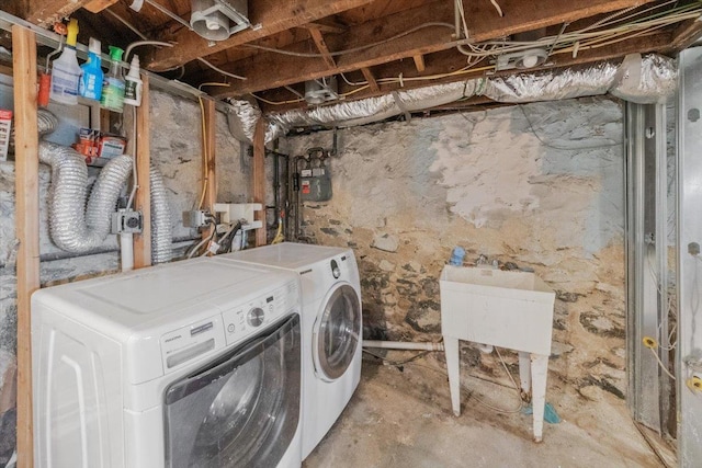 118 N Regent St, Port Chester, NY 10573 - clothes washing area with laundry area and washer and clothes dryer
