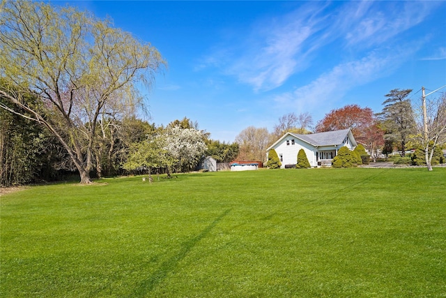 48 Watchogue Ave, East Moriches, NY 11940 - view of yard