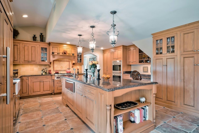 kitchen featuring tasteful backsplash, open shelves, recessed lighting, a warming drawer, and a kitchen island with sink